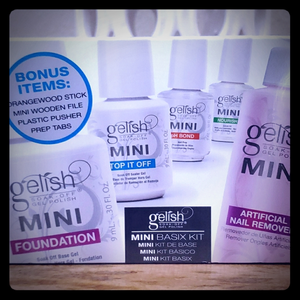 NWT Gelish Professional Gel Nail Mini Basix Kit